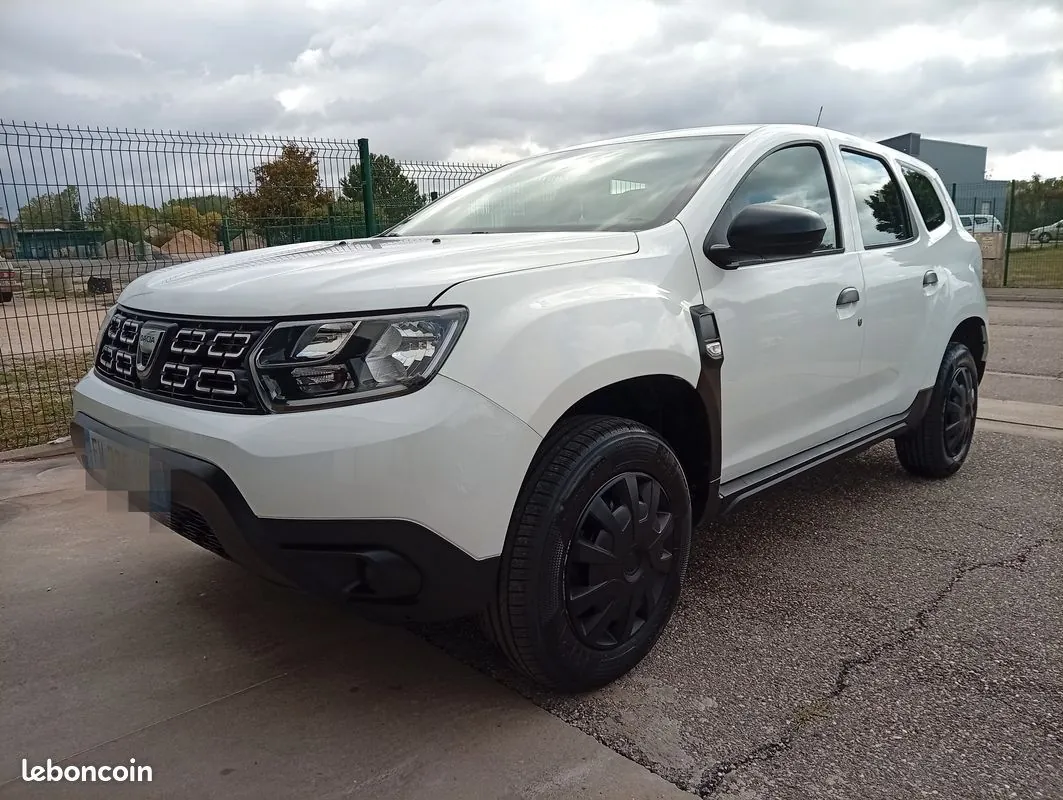 Dacia Duster 2021 photo 2