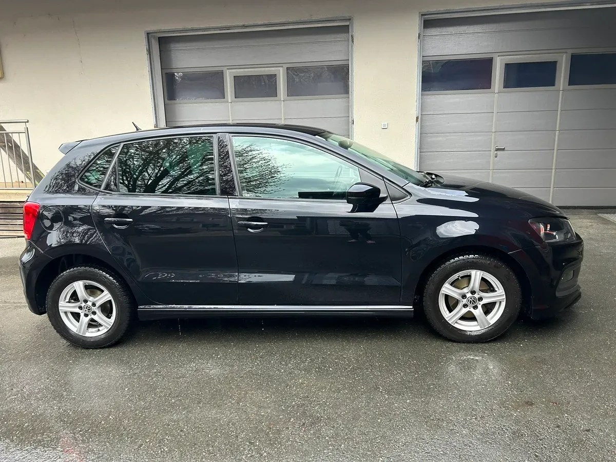 Volkswagen Polo 2012 photo 3