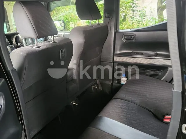 Honda N-Box 2018 photo 4