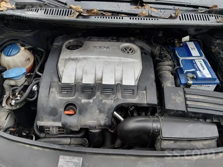 Volkswagen Touran 2007 photo 4