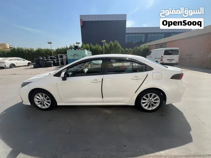 Toyota Corolla 2021 photo 2