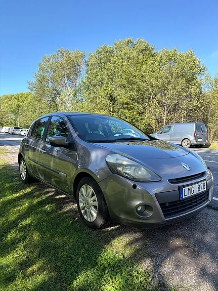 Renault Clio 2011 photo 3