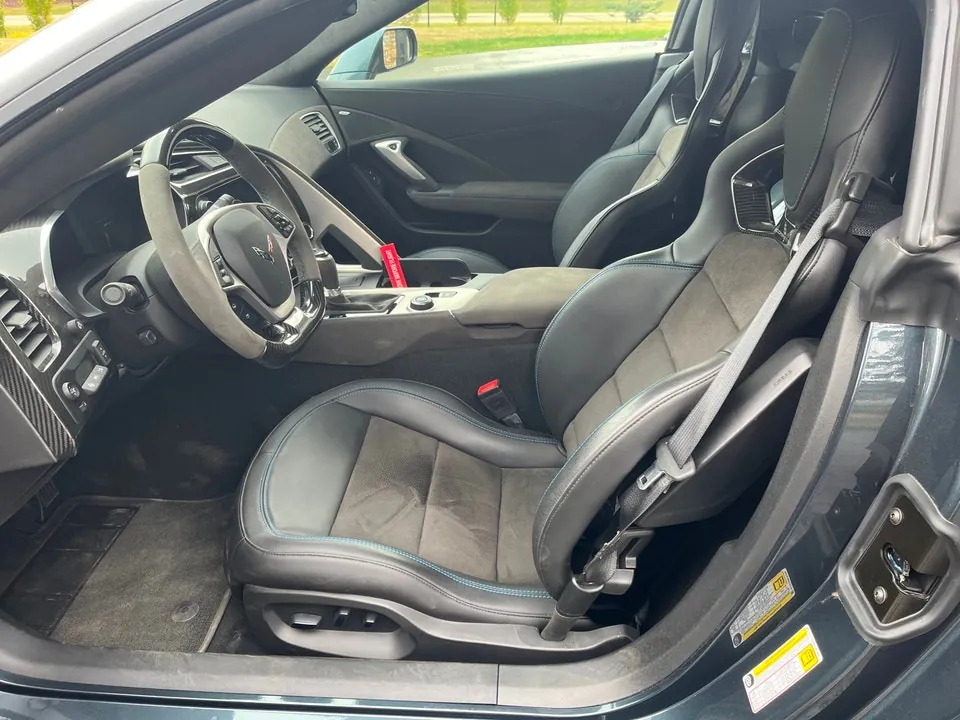 Chevrolet Corvette 2019 photo 2