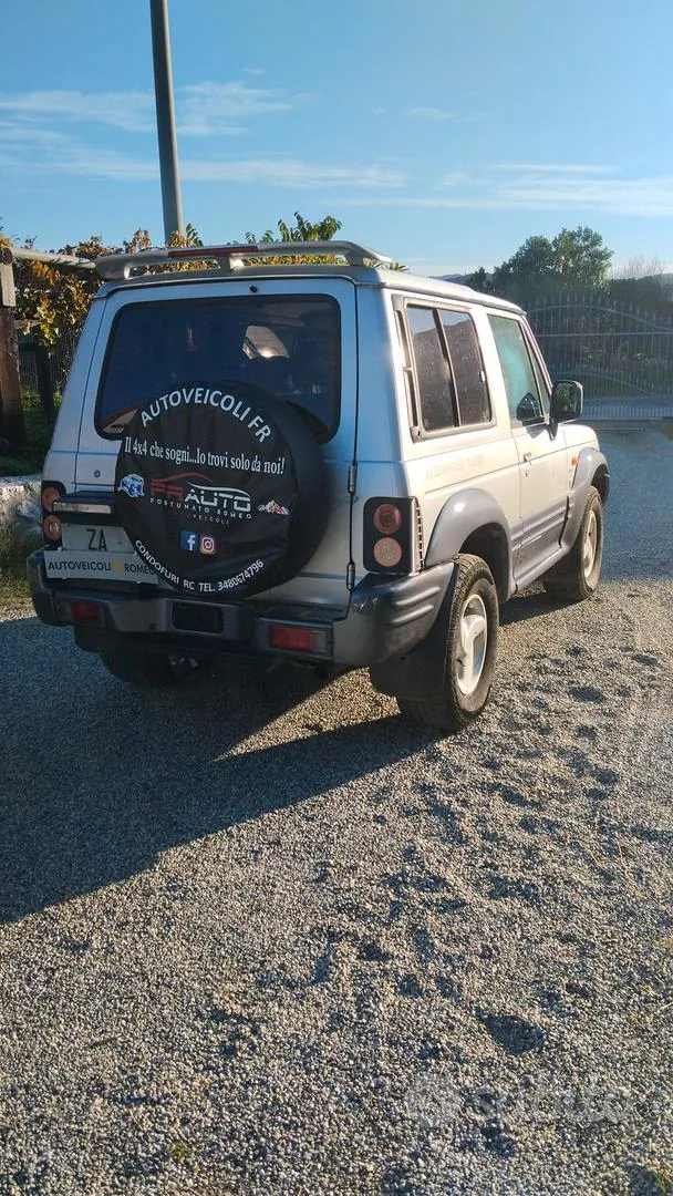 Hyundai Galloper 1999 photo 2