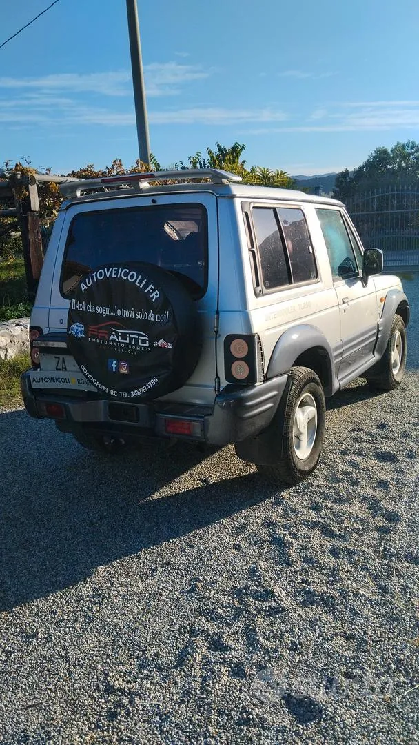 Hyundai Galloper 1999 photo 3