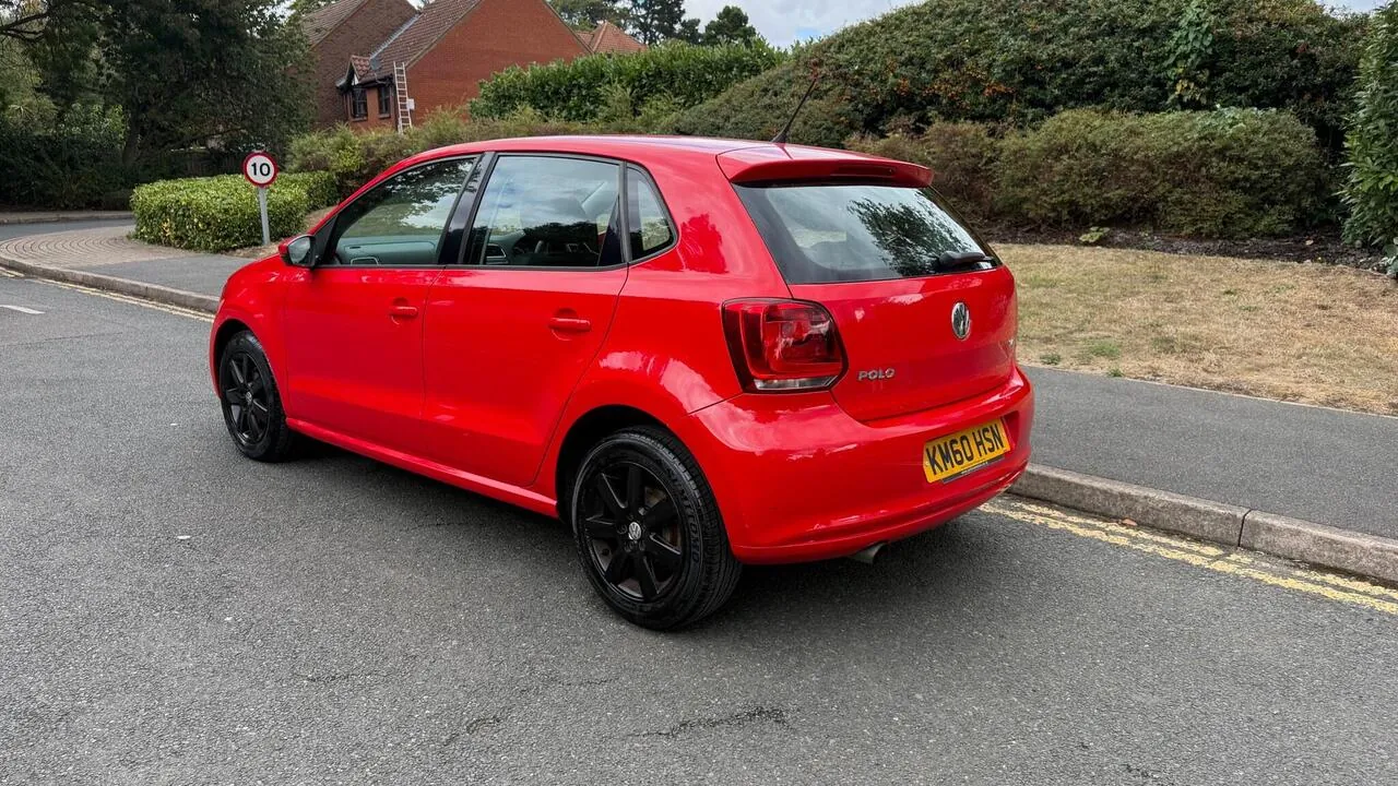 Volkswagen Polo 2011 photo 3