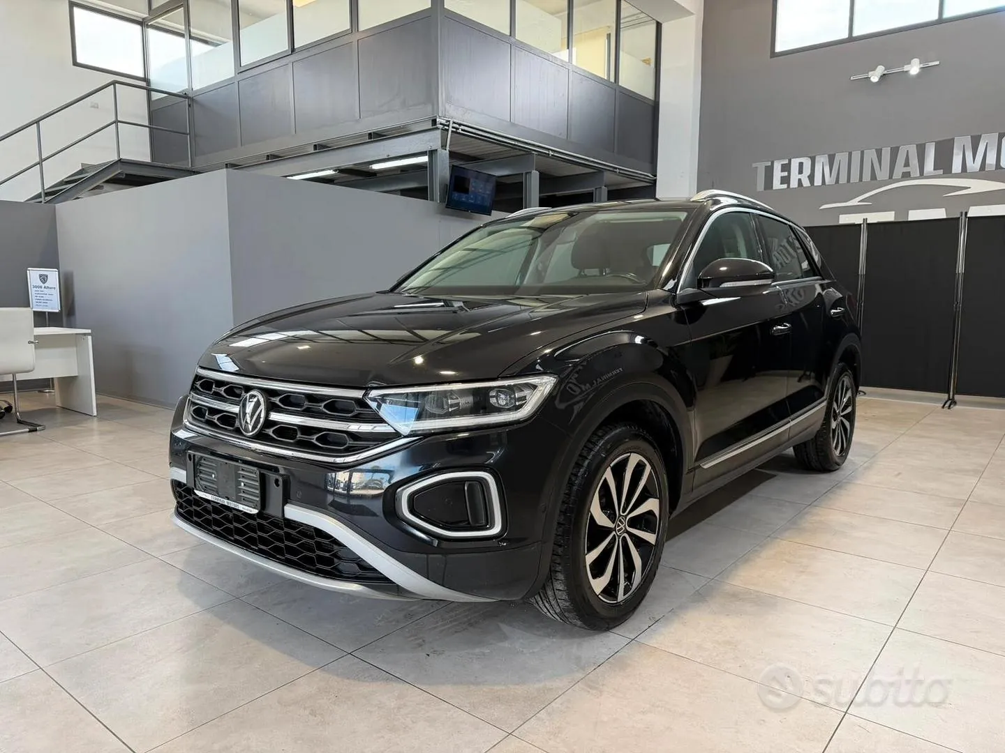Volkswagen T-Roc 2022 photo 3