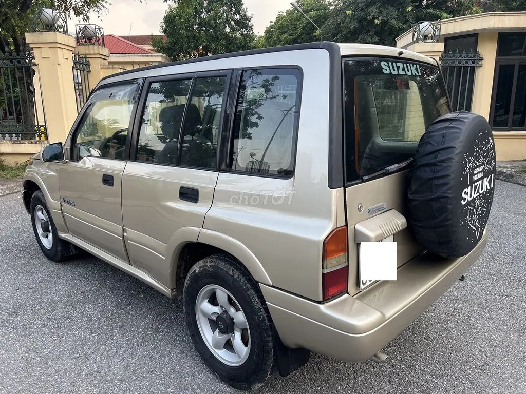 Suzuki Vitara 2004 photo 5
