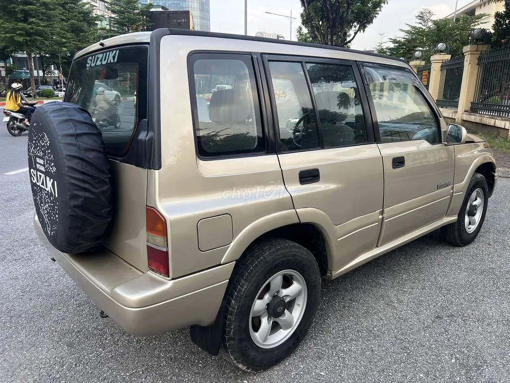 Suzuki Vitara 2004 photo 4