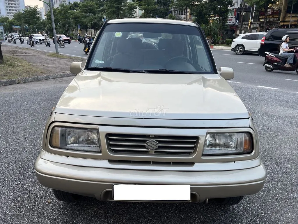 Suzuki Vitara 2004 photo 2