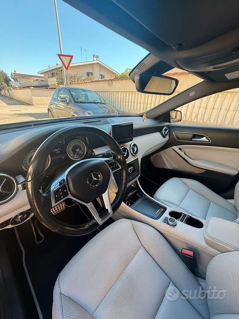 Mercedes-Benz A 200 2015 photo 5