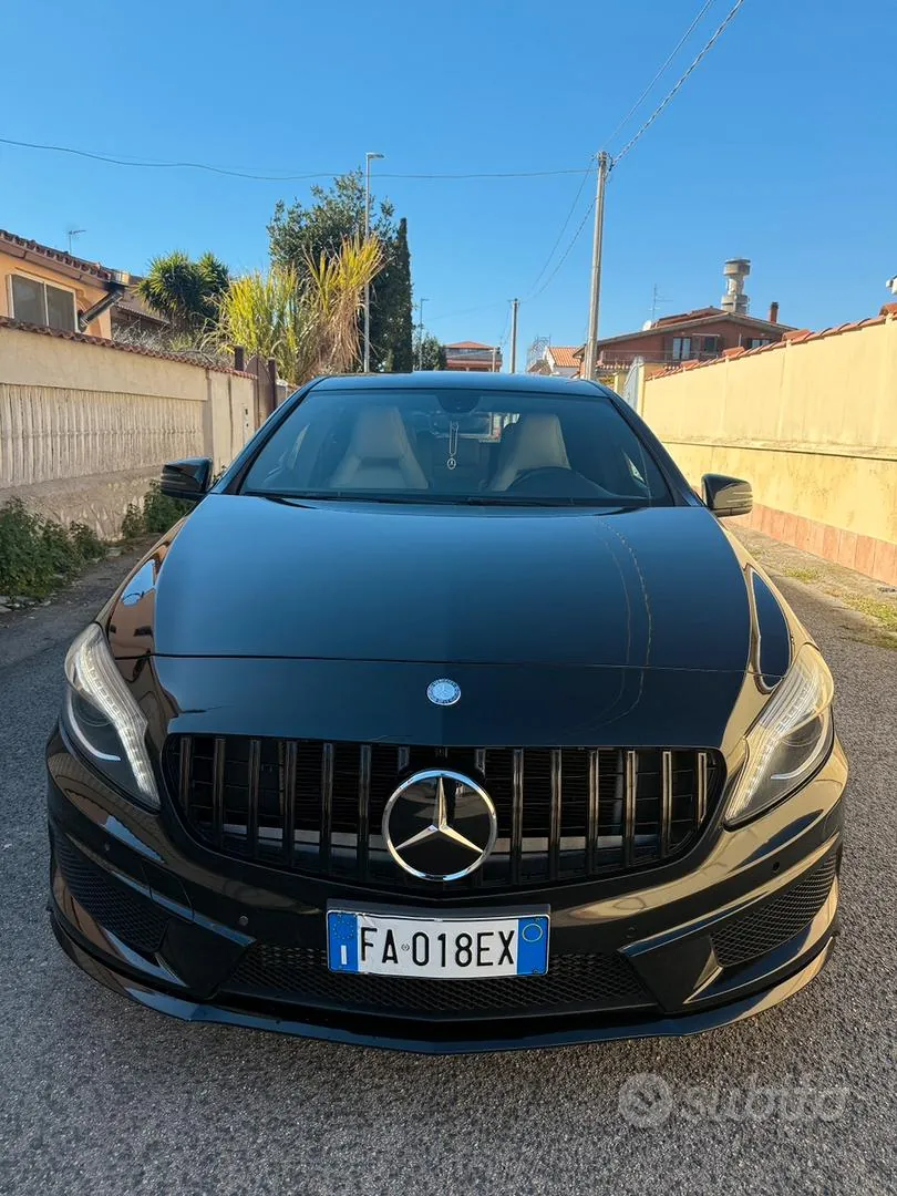 Mercedes-Benz A 200 2015 photo 2
