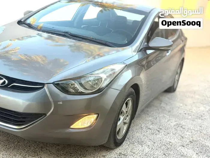 Hyundai Elantra 2012 photo 4