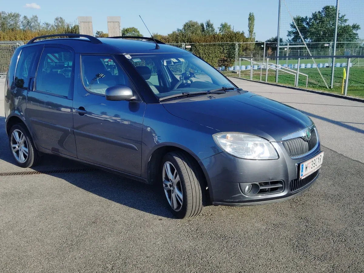 Skoda Roomster 2008 photo 3