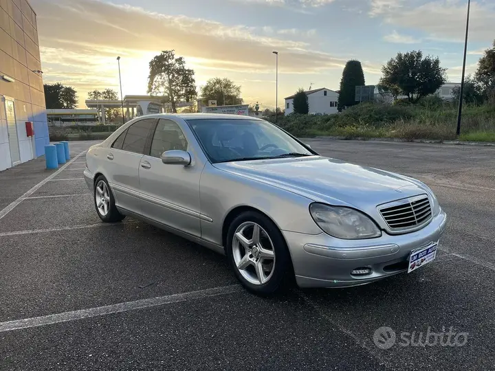 Mercedes-Benz S320