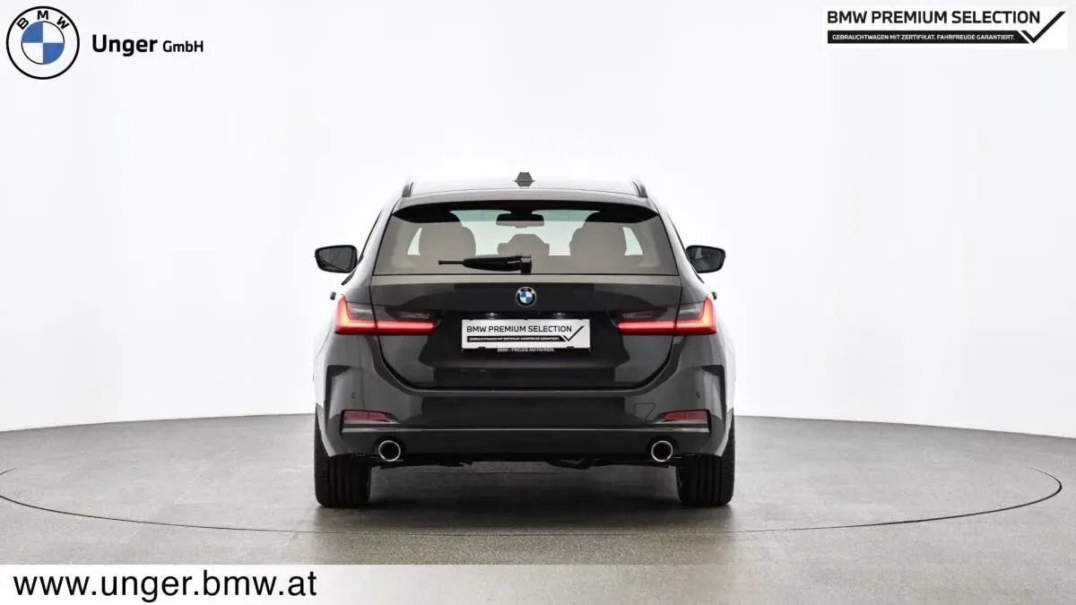 BMW 3 Series 2024 photo 3