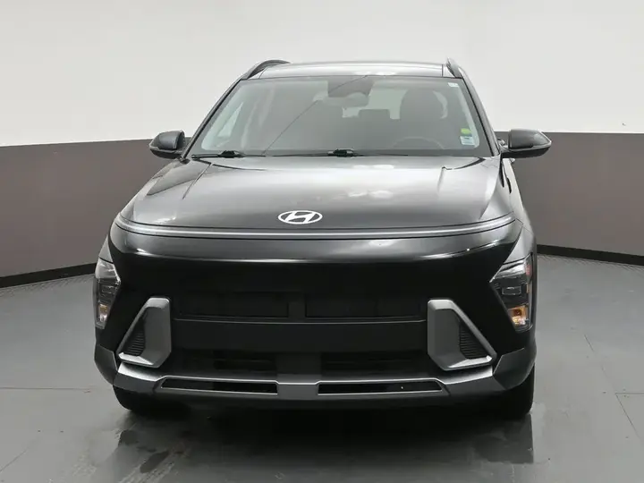 Hyundai Kona 2025 photo 2