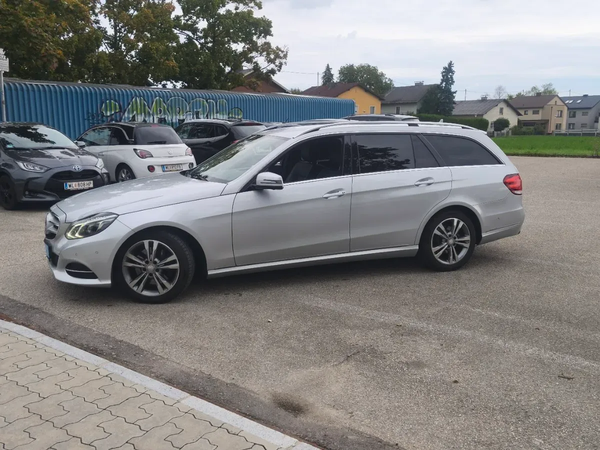 Mercedes-Benz E-Class 2015 photo 3