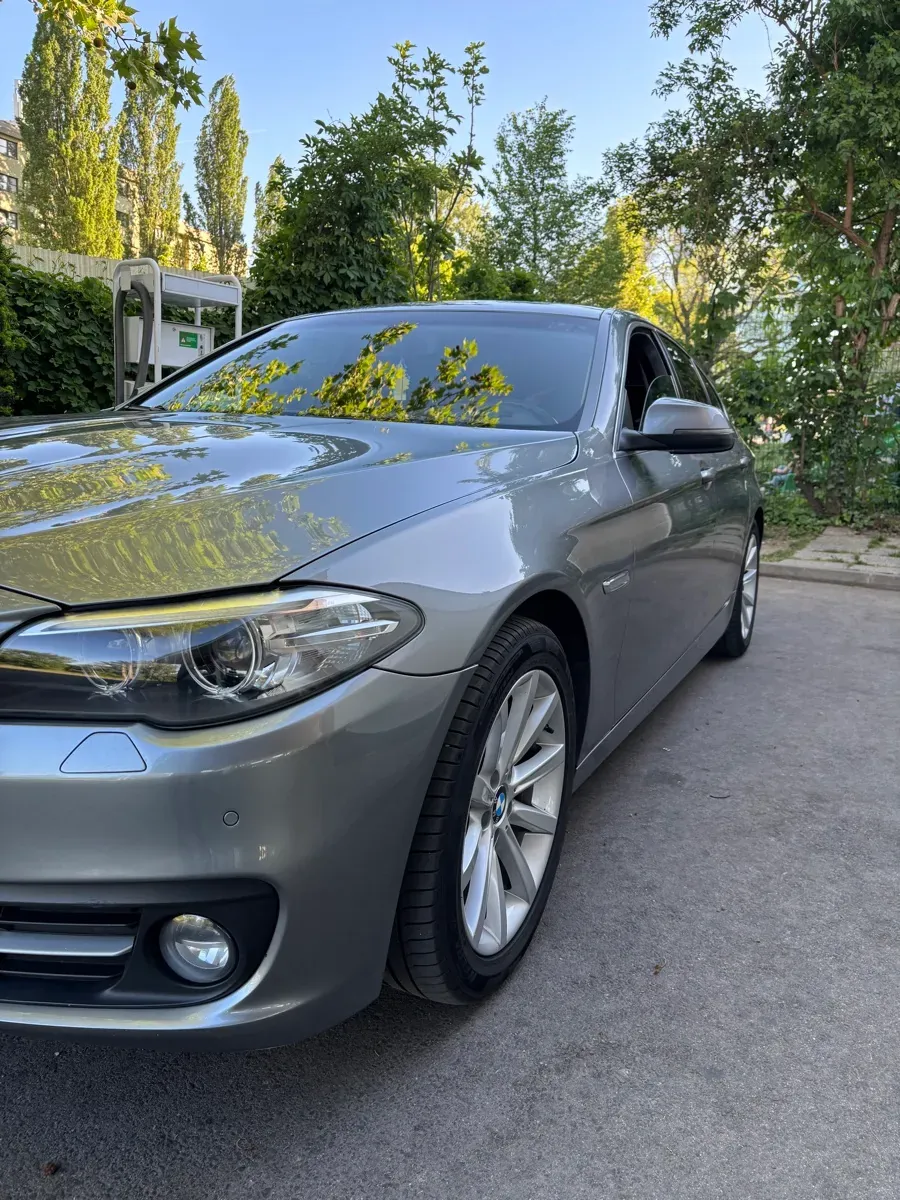 BMW 5 Series 2015 photo 3