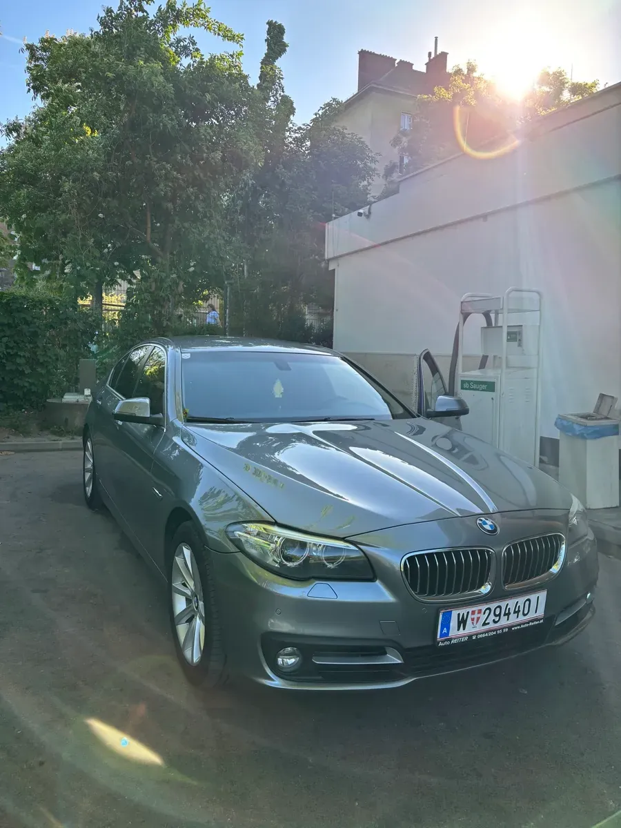 BMW 5 Series 2015 photo 2