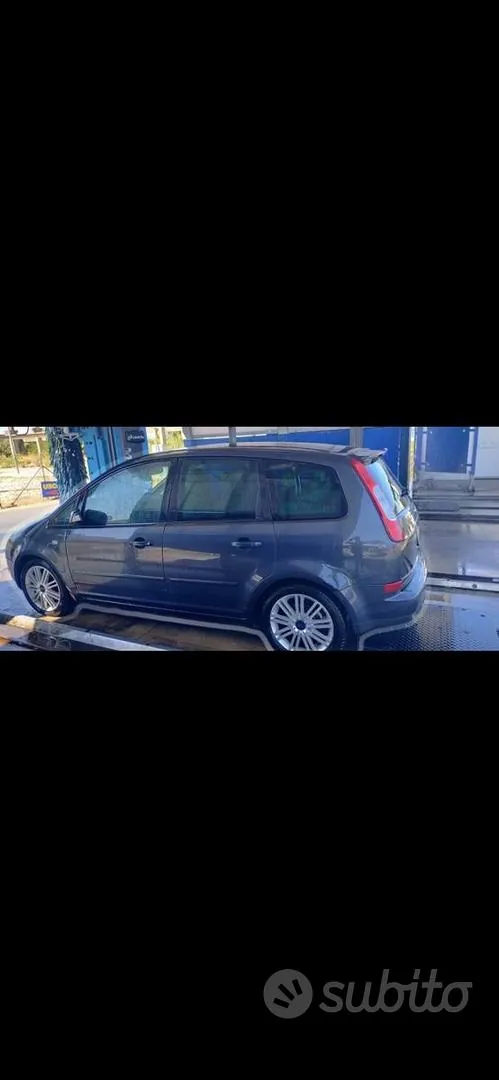 Ford Focus 2007 photo 2