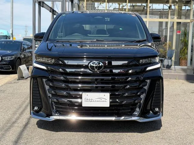 Toyota Versa 2023 photo 3