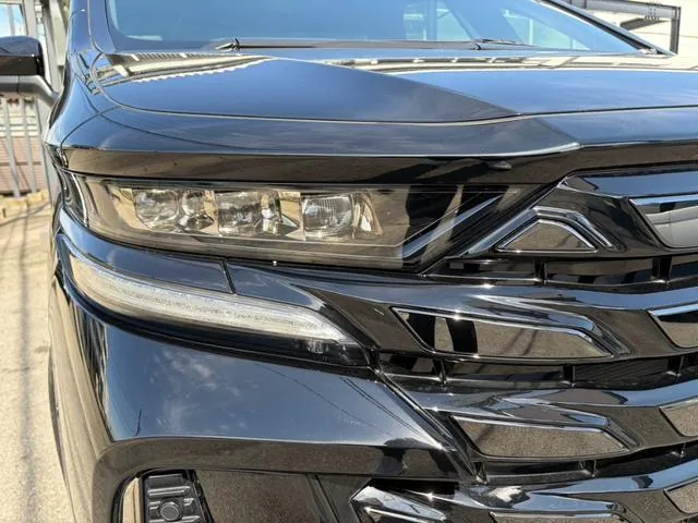 Toyota Versa 2023 photo 4