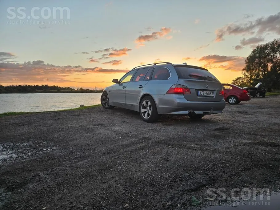 BMW 530D 2005 photo 2