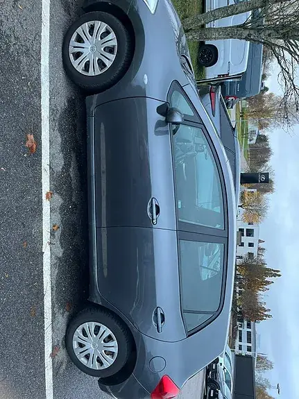 Toyota Auris 2008 photo 2