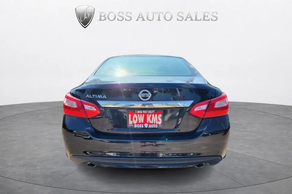 Nissan Altima 2016 photo 4