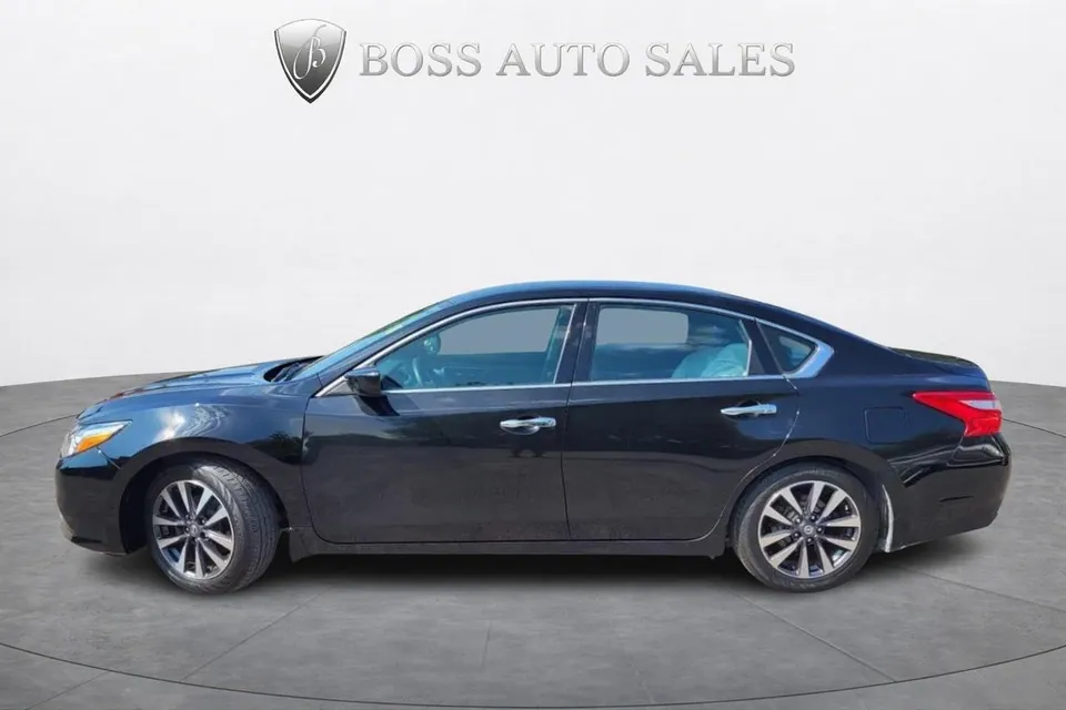 Nissan Altima 2016 photo 2