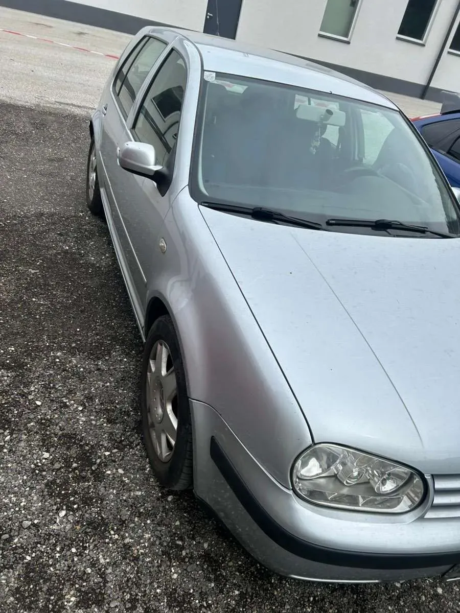 Volkswagen Golf 2000 photo 3