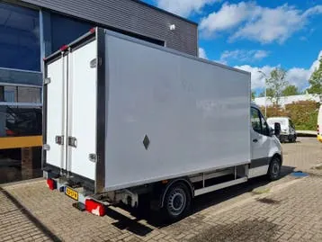 Mercedes-Benz Sprinter 2021 photo 2