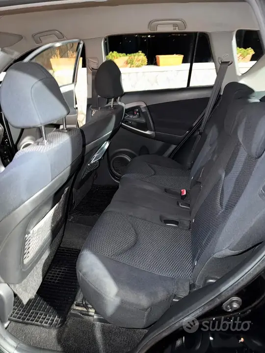 Toyota Rav4 2008 photo 5
