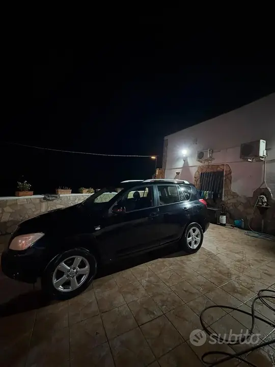 Toyota Rav4 2008 photo 4