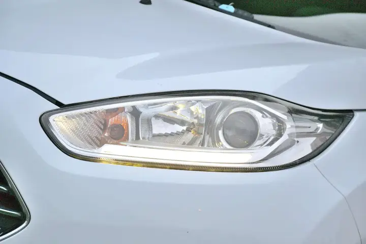 Ford Fiesta 2013 photo 5