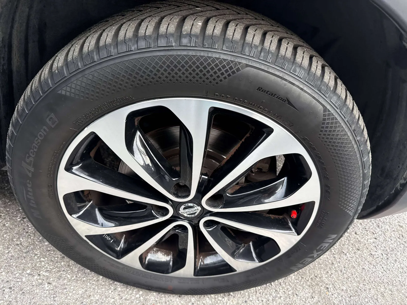 Nissan Qashqai 2013 photo 4