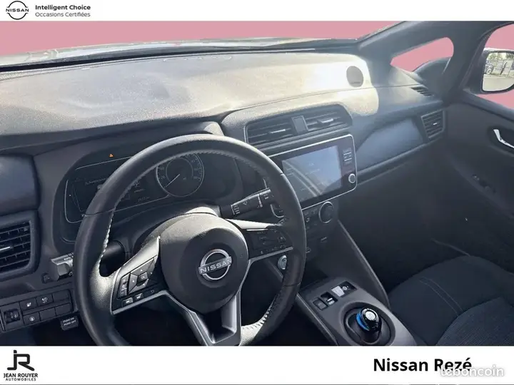 Nissan Leaf 2023 photo 5