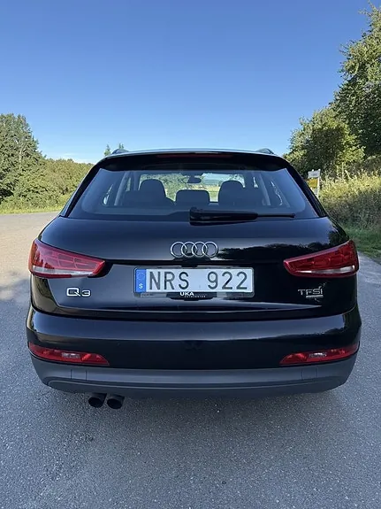 Audi Q3 2012 photo 5