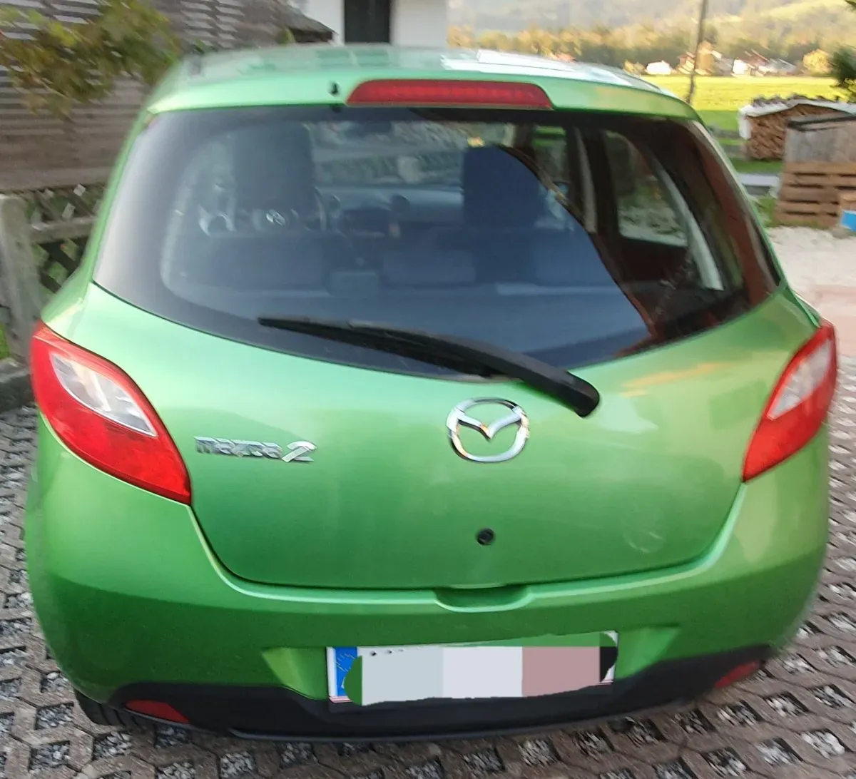 Mazda Mazda2