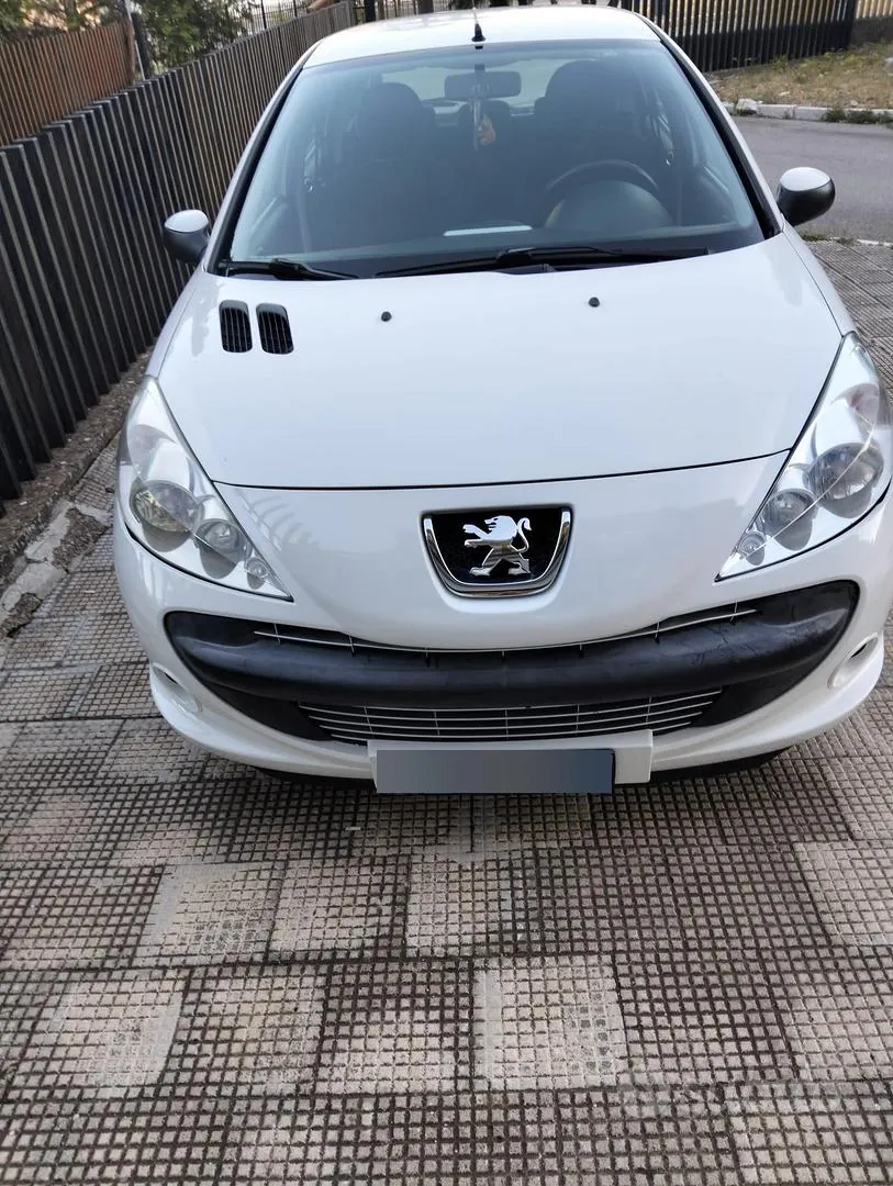 Peugeot 206