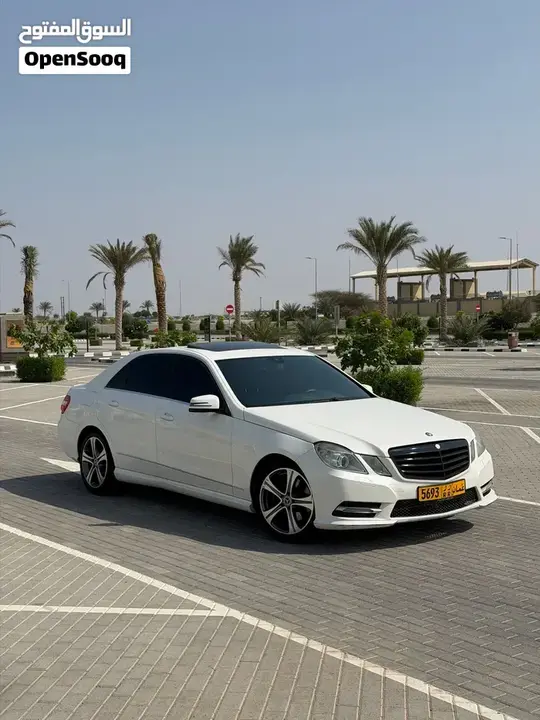 Mercedes-Benz E-Class 2013 photo 2
