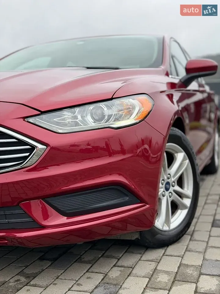 Ford Fusion 2018 photo 2