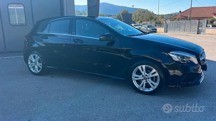 Mercedes-Benz A 180