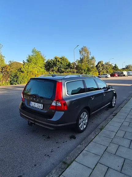 Volvo V70 2008 photo 4
