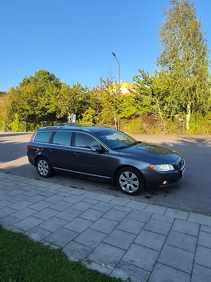 Volvo V70 2008 photo 3