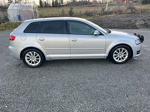 Audi A3 2012 photo 3
