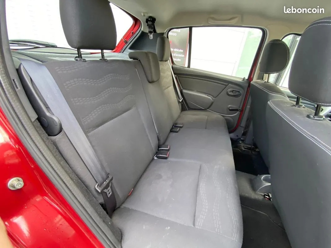 Dacia Sandero 2011 photo 5