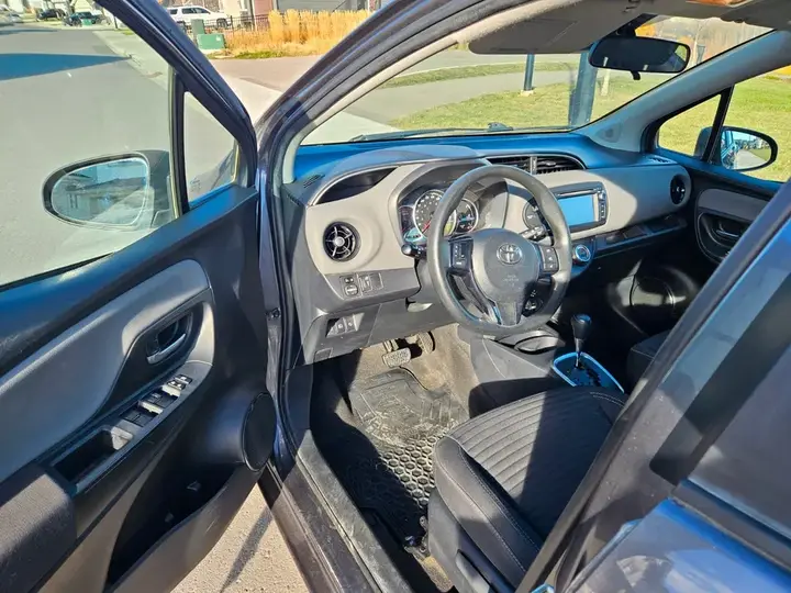 Toyota Yaris 2018 photo 4