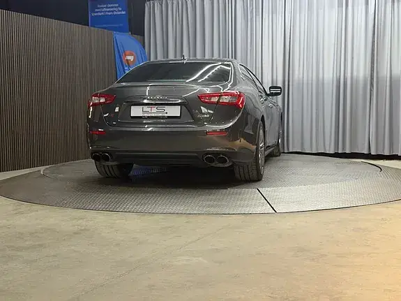 Maserati Ghibli 2015 photo 4